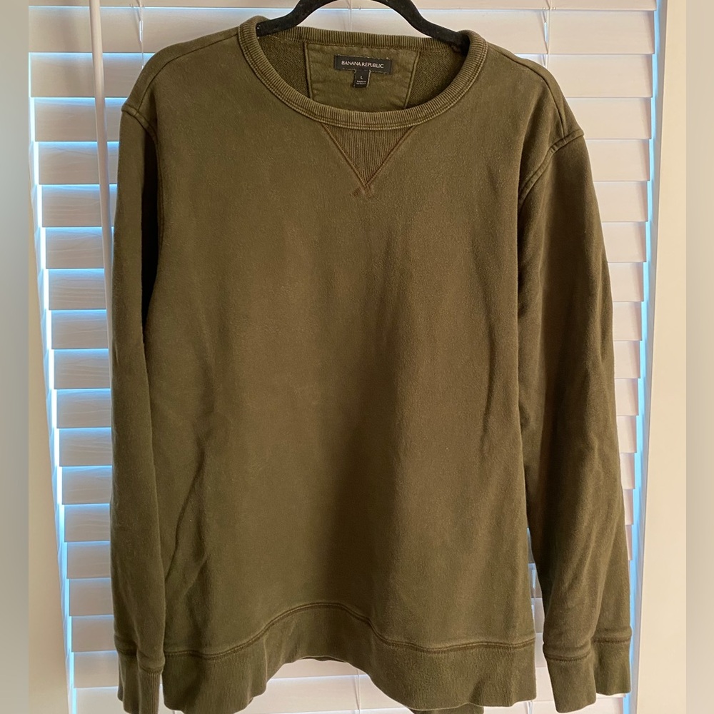 Banana Republic Large Crewneck Sweatshirt
